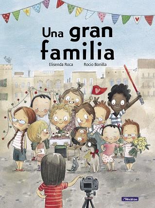 UNA GRAN FAMILIA (CASTELLÀ) | 9788448852542 | ROCA, ELISENDA/BONILLA, ROCIO | Llibreria L'Altell - Llibreria Online de Banyoles | Comprar llibres en català i castellà online - Llibreria de Girona