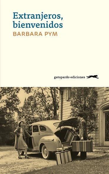 EXTRANJEROS, BIENVENIDOS | 9788417109677 | PYM, BARBARA | Llibreria Online de Banyoles | Comprar llibres en català i castellà online