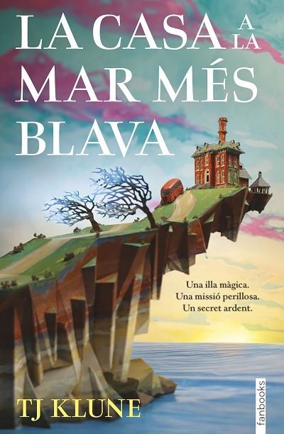 LA CASA A LA MAR MÉS BLAVA | 9788418327957 | KLUNE, TJ | Llibreria Online de Banyoles | Comprar llibres en català i castellà online